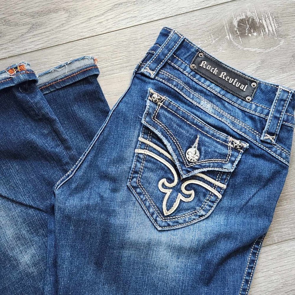 Rock Revival Jeans Women's Gwen Easy Boot Size 29 Low Rise Embellished